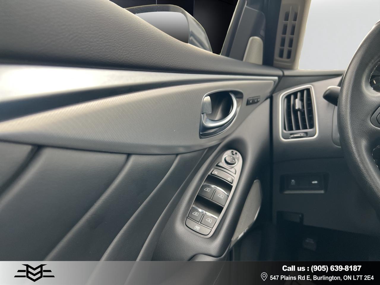 2024 Infiniti Q50 LUXE AWD - One Owner - Navigation System !!! Photo
