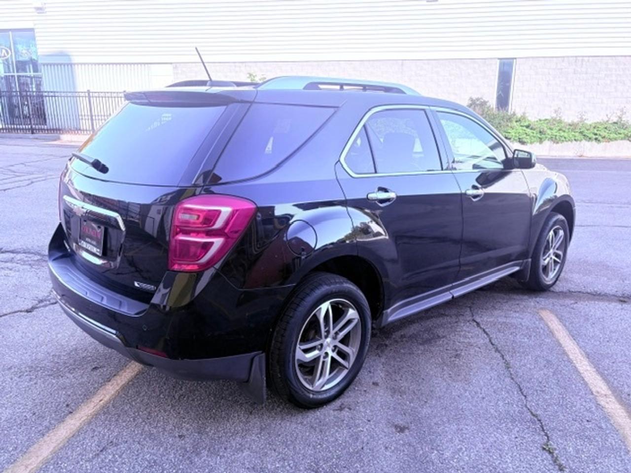2017 Chevrolet Equinox Premier **LEATHER-ROOF-NAVI-CAMERA-NEW BRAKES-TIRES** Photo