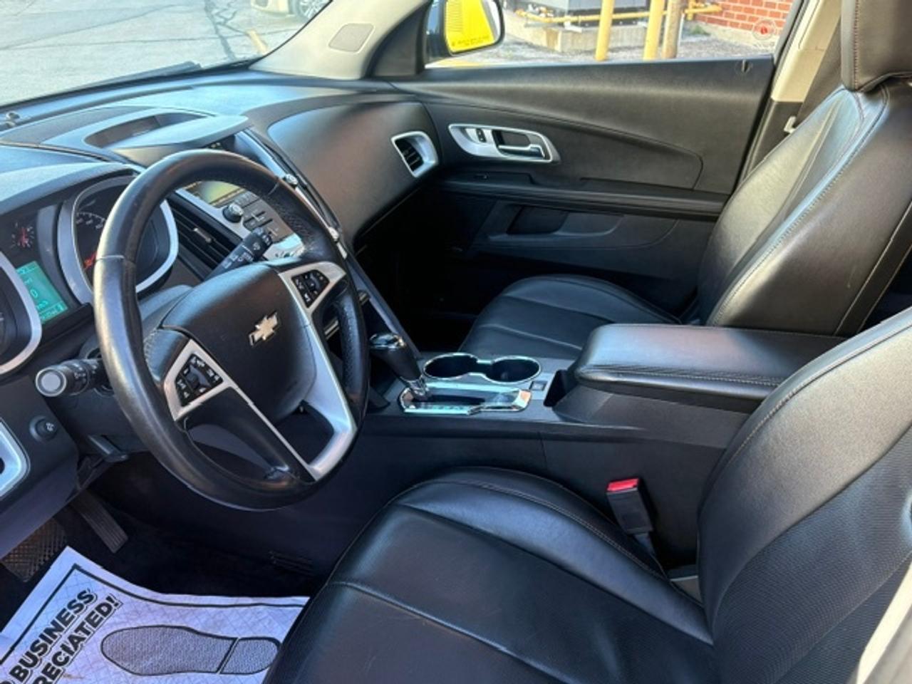 2017 Chevrolet Equinox Premier **LEATHER-ROOF-NAVI-CAMERA-NEW BRAKES-TIRES** Photo