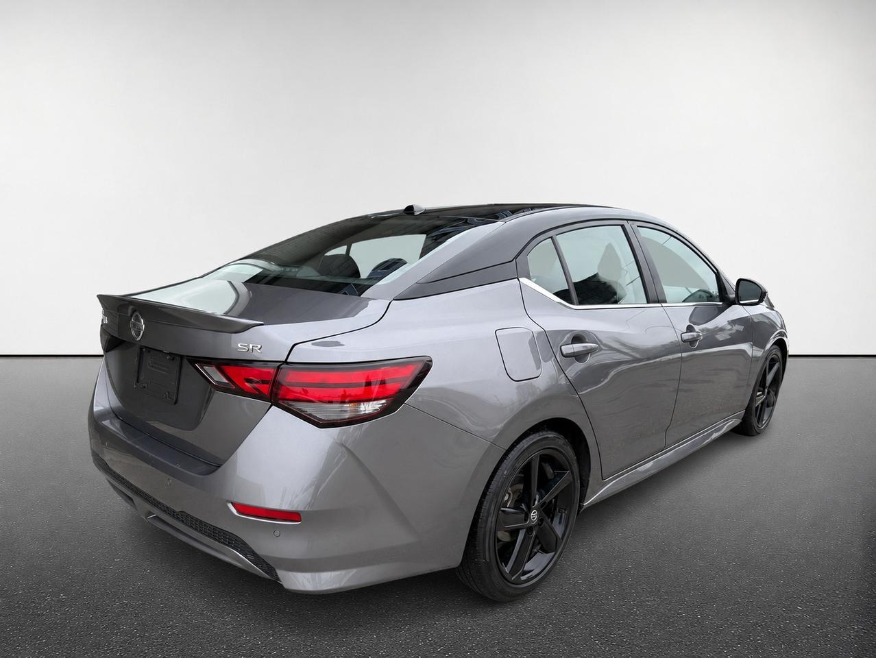 2022 Nissan Sentra SR , MIDNIGHT EDITION Photo