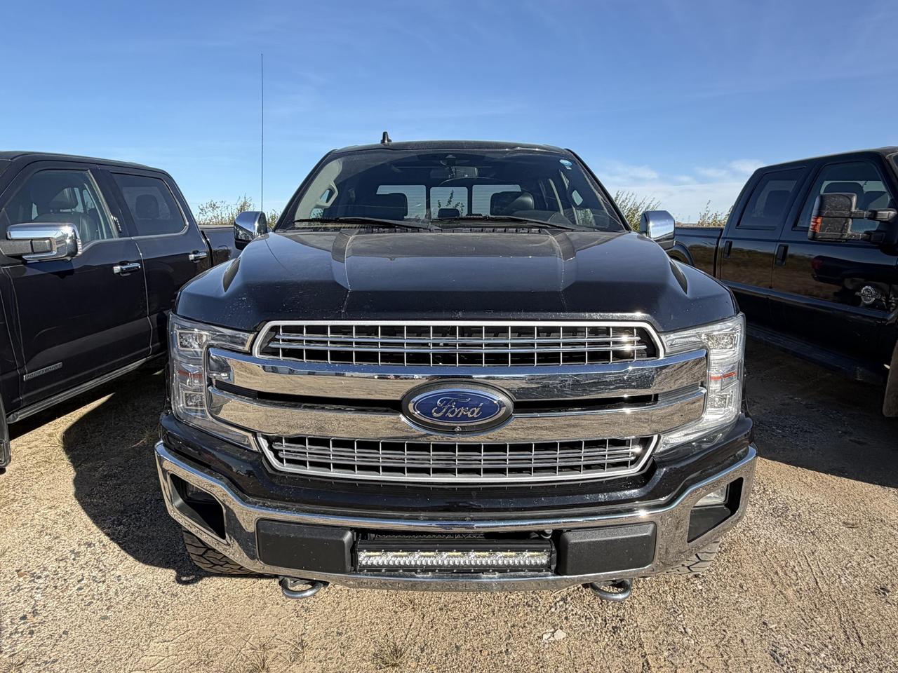 2018 Ford F-150 Lariat Photo1