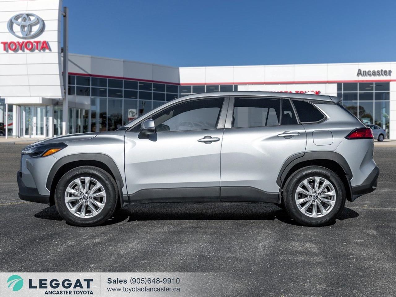 2024 Toyota Corolla Cross LE AWD Photo