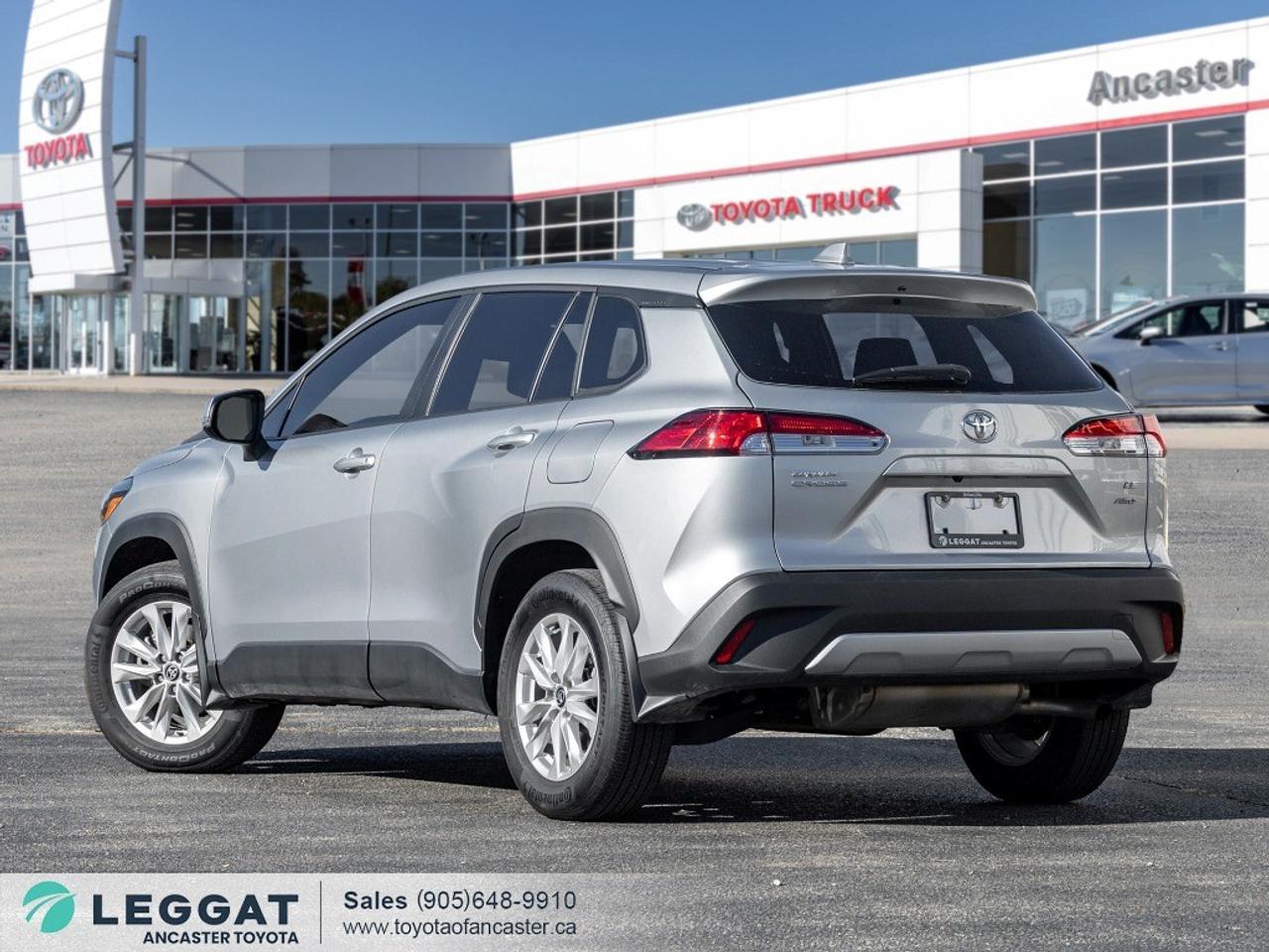2024 Toyota Corolla Cross LE AWD Photo