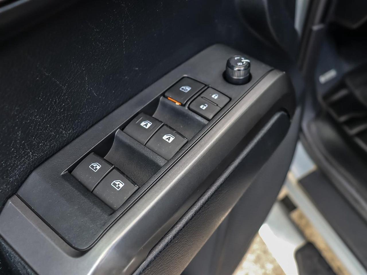 2019 Toyota Tacoma 4x4 Double Cab V6 Auto SR5 Photo