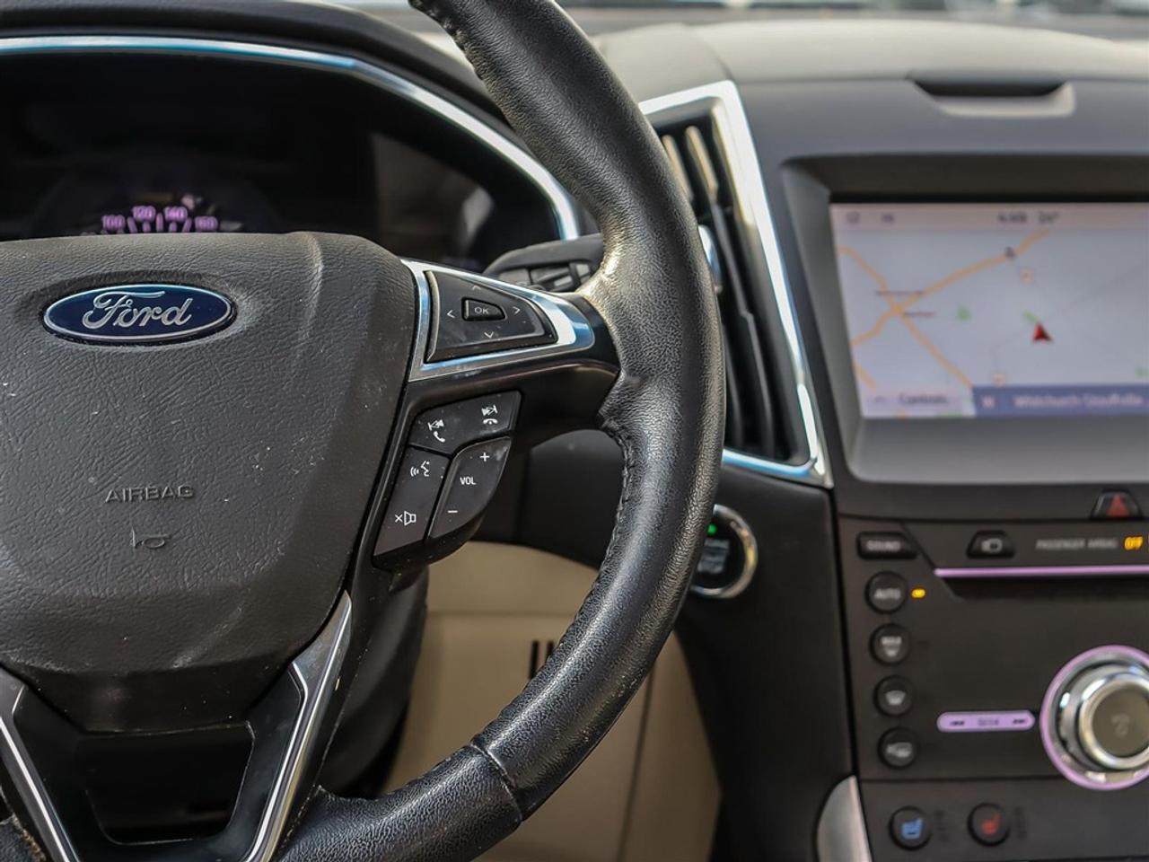 2019 Ford Edge Titanium AWD Photo