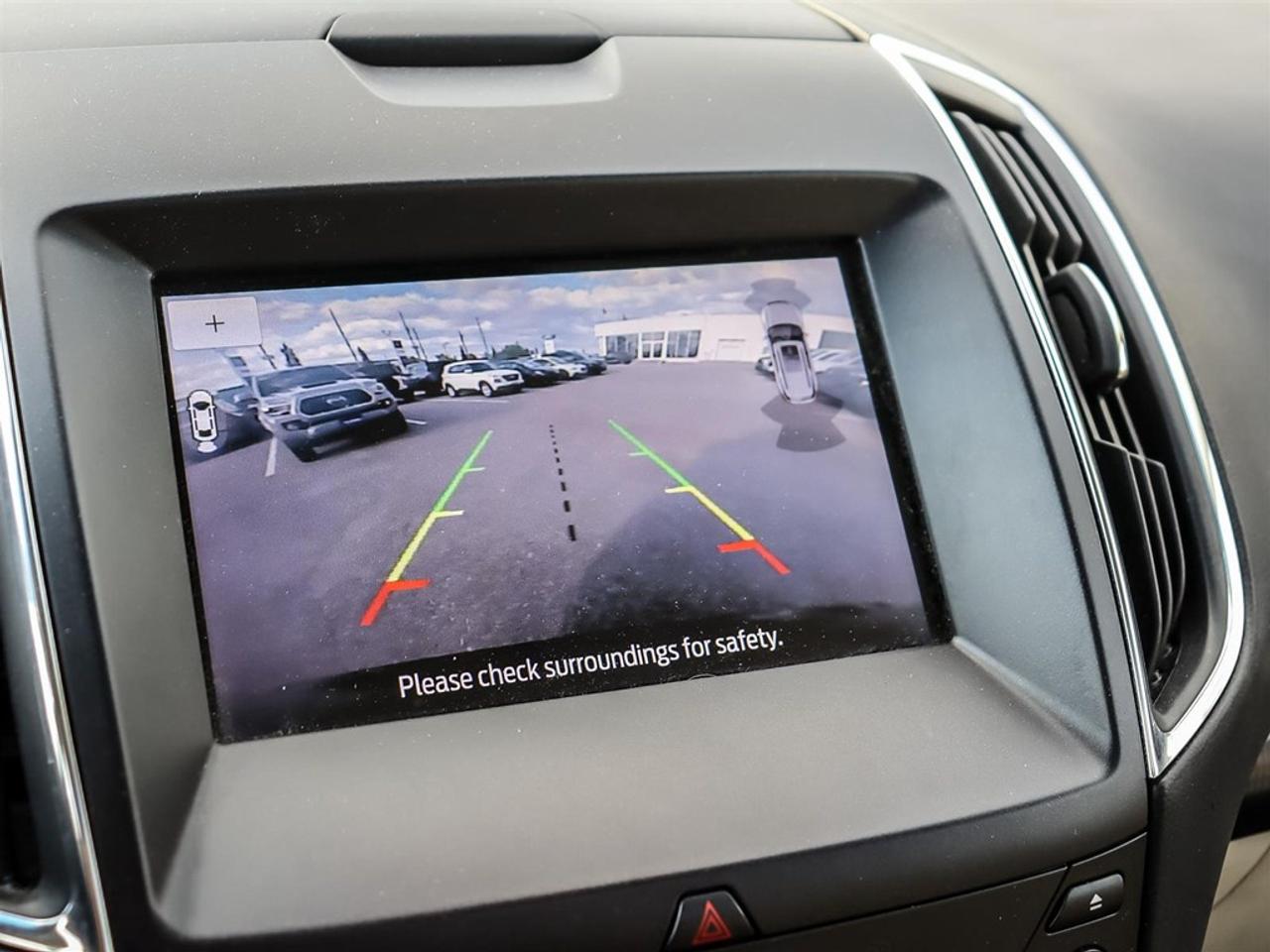 2019 Ford Edge Titanium AWD Photo