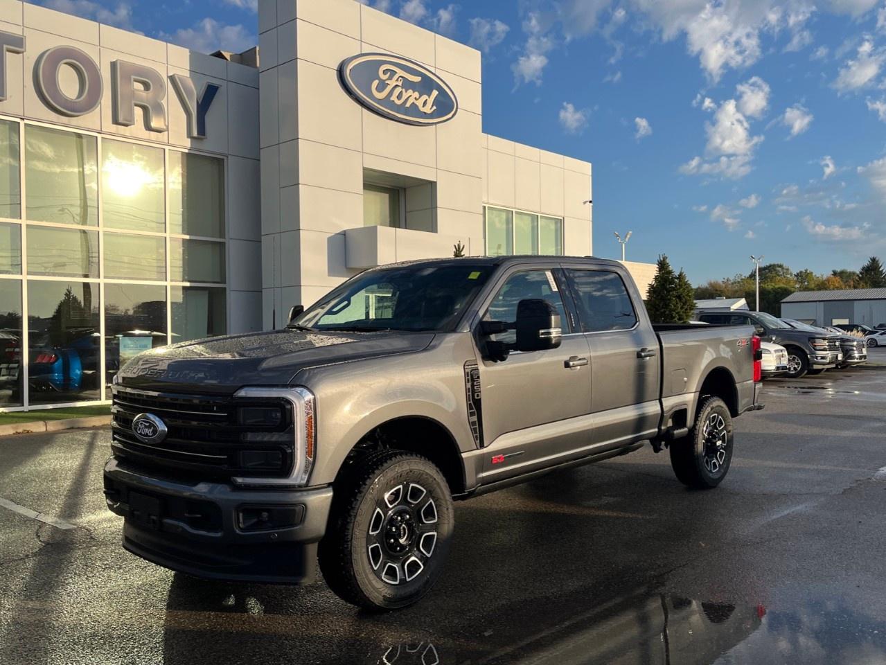 2027 Ford F-250 Super Duty SRW PLATINUM 4WD CREW CAB 6.75' BOX Photo1