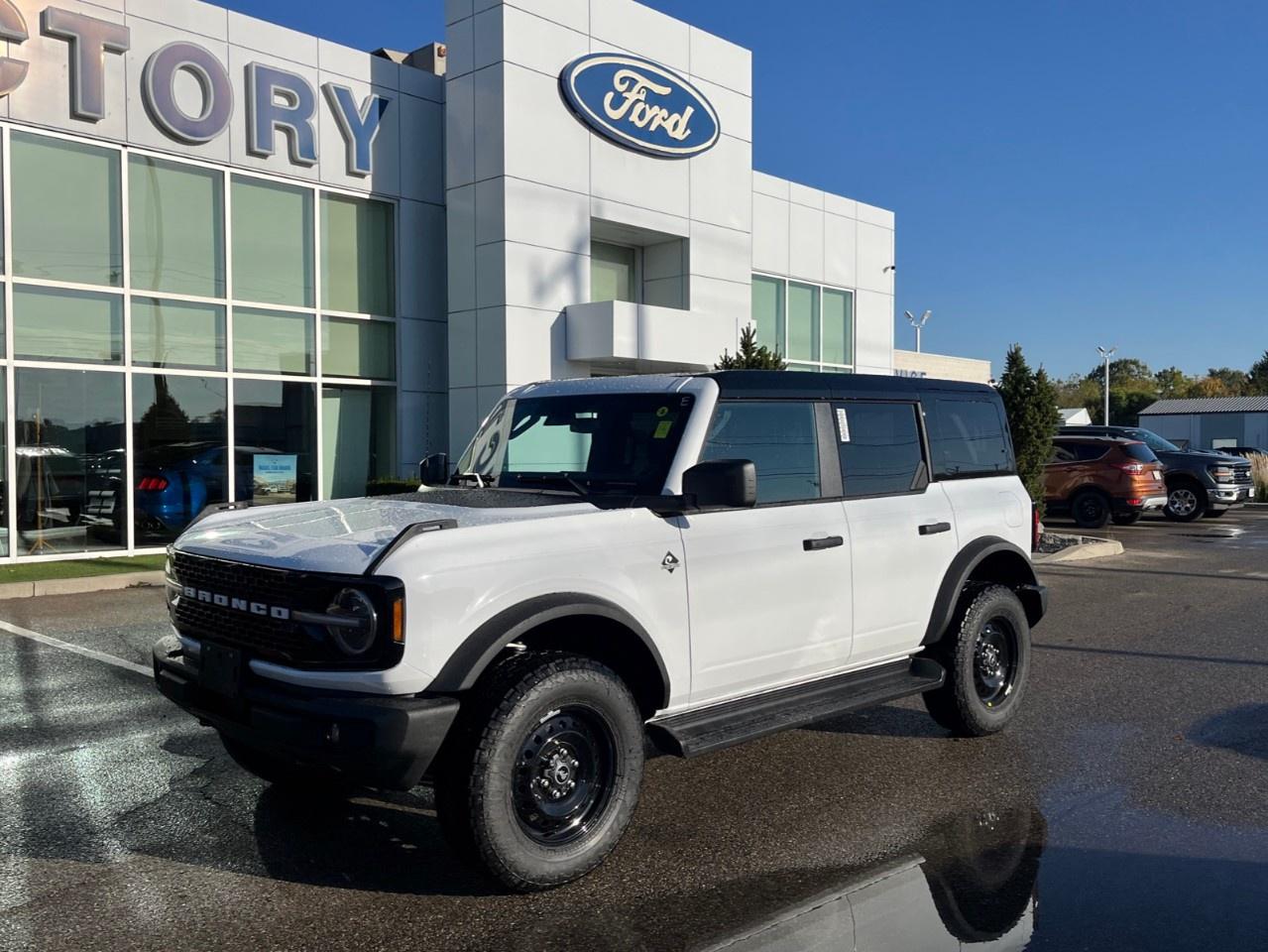2026 Ford Bronco OUTER BANKS 4 DOOR 4X4 Photo0