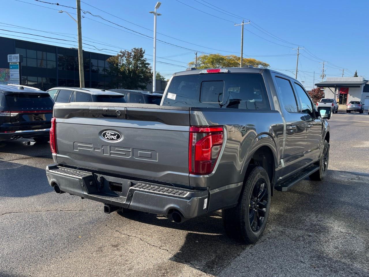 2026 Ford F-150 XLT 4WD SuperCrew 5.5' Box Photo4