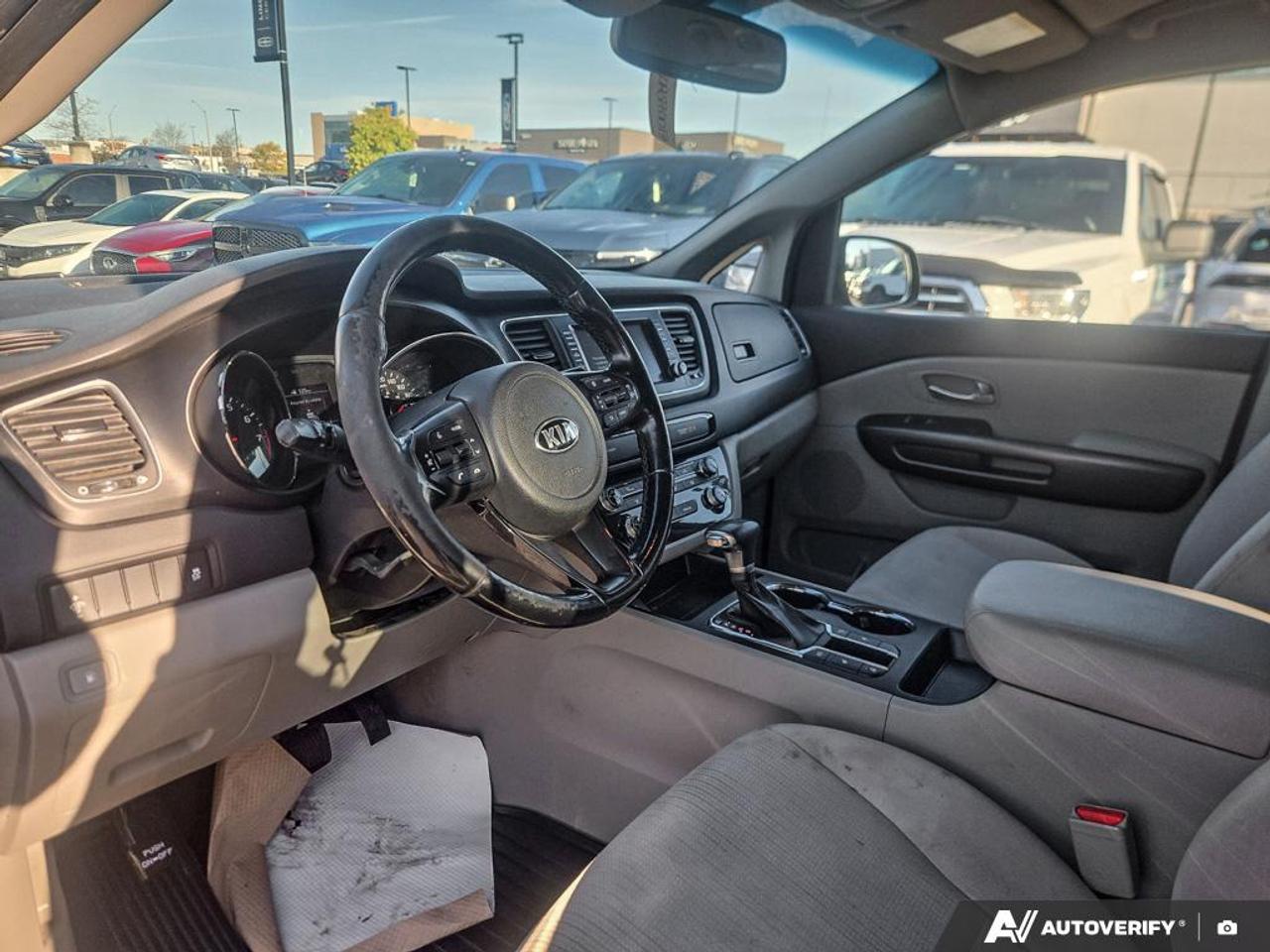 2019 Kia Sedona LX 7 PASSENGER | NO ACCIDENTS! | NO ADMIN FEES Photo