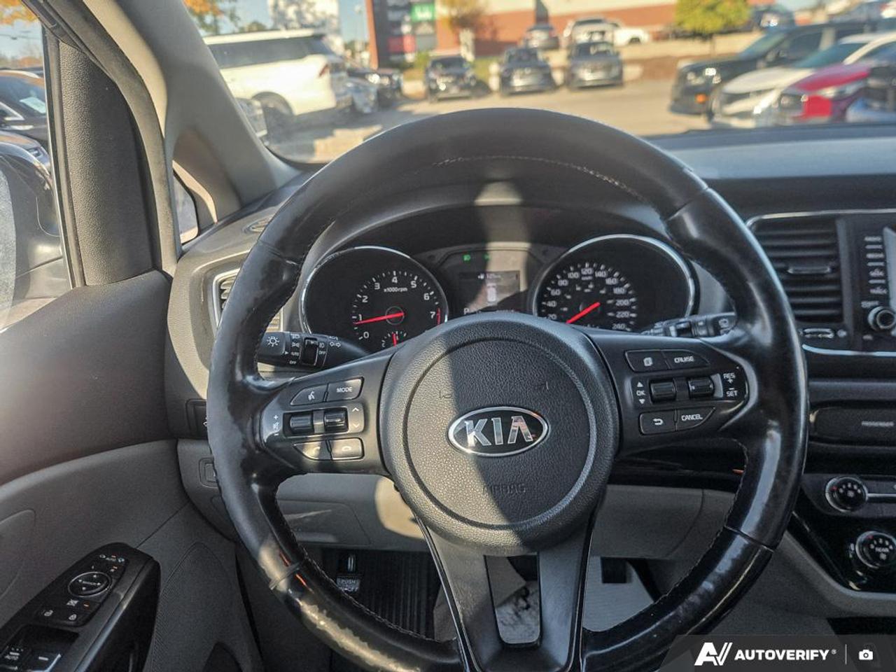 2019 Kia Sedona LX 7 PASSENGER | NO ACCIDENTS! | NO ADMIN FEES Photo