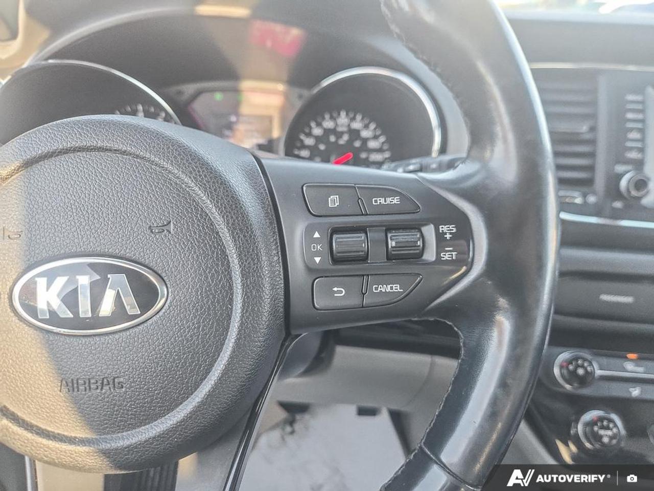 2019 Kia Sedona LX 7 PASSENGER | NO ACCIDENTS! | NO ADMIN FEES Photo