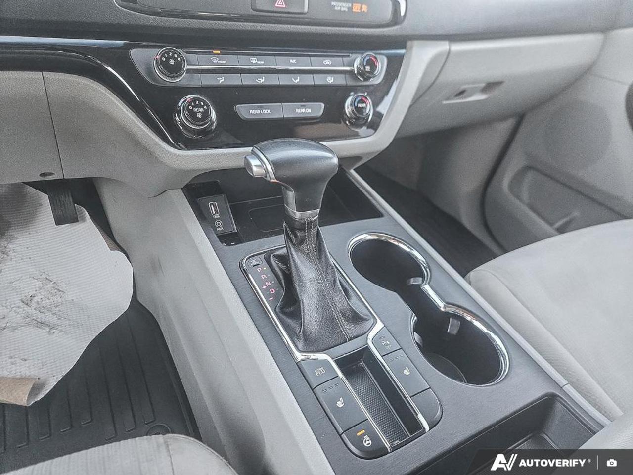 2019 Kia Sedona LX 7 PASSENGER | NO ACCIDENTS! | NO ADMIN FEES Photo