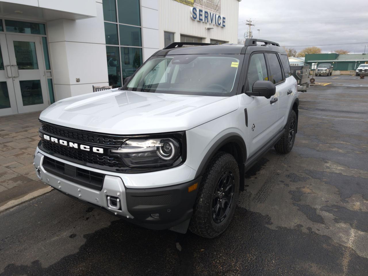2026 Ford Bronco Sport Outer Banks Photo1
