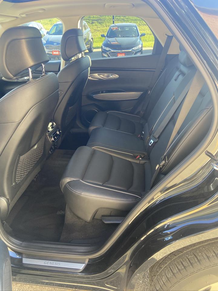 2025 Genesis GV70 2.5T Advanced AWD Photo