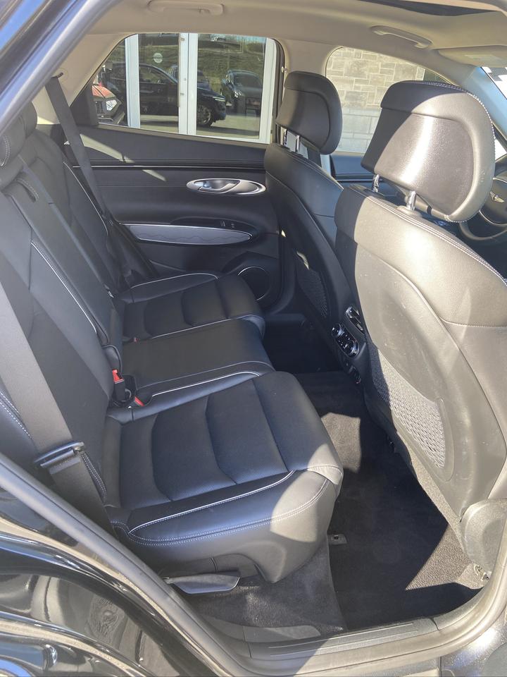 2025 Genesis GV70 2.5T Advanced AWD Photo
