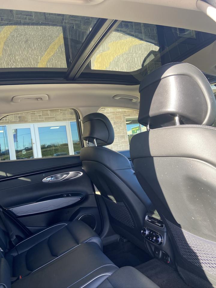 2025 Genesis GV70 2.5T Advanced AWD Photo