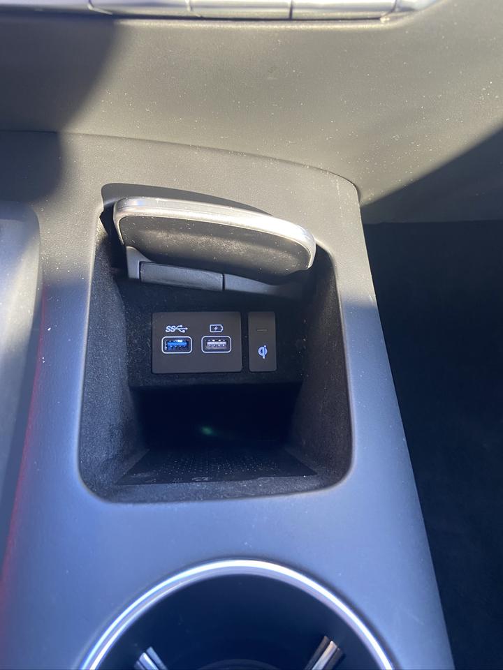 2025 Genesis GV70 2.5T Advanced AWD Photo