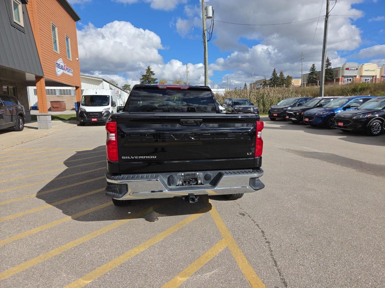 2026 Chevrolet Silverado 1500 4WD Crew Cab 147" LT Photo4