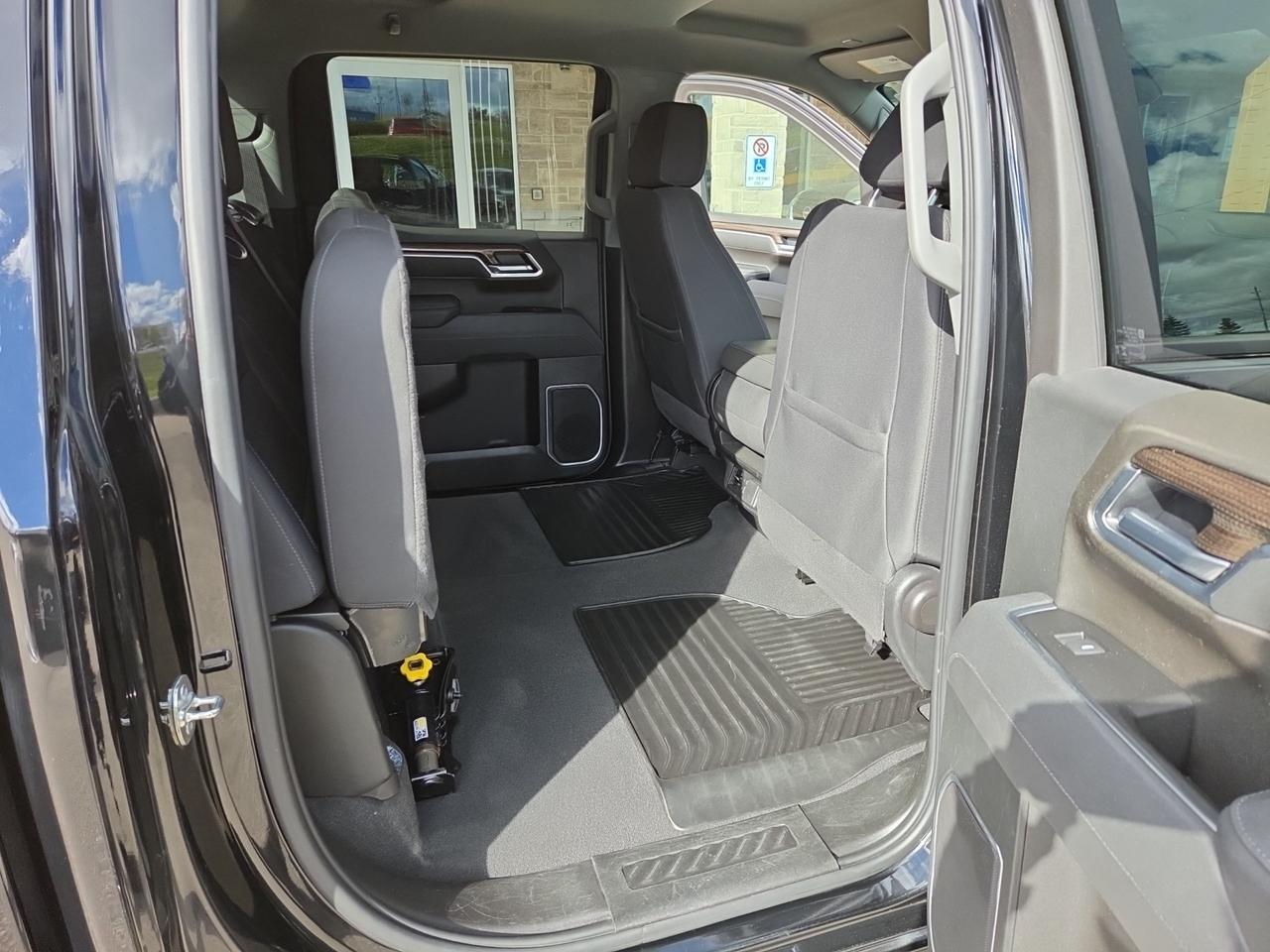 2026 Chevrolet Silverado 1500 4WD Crew Cab 147" LT Photo