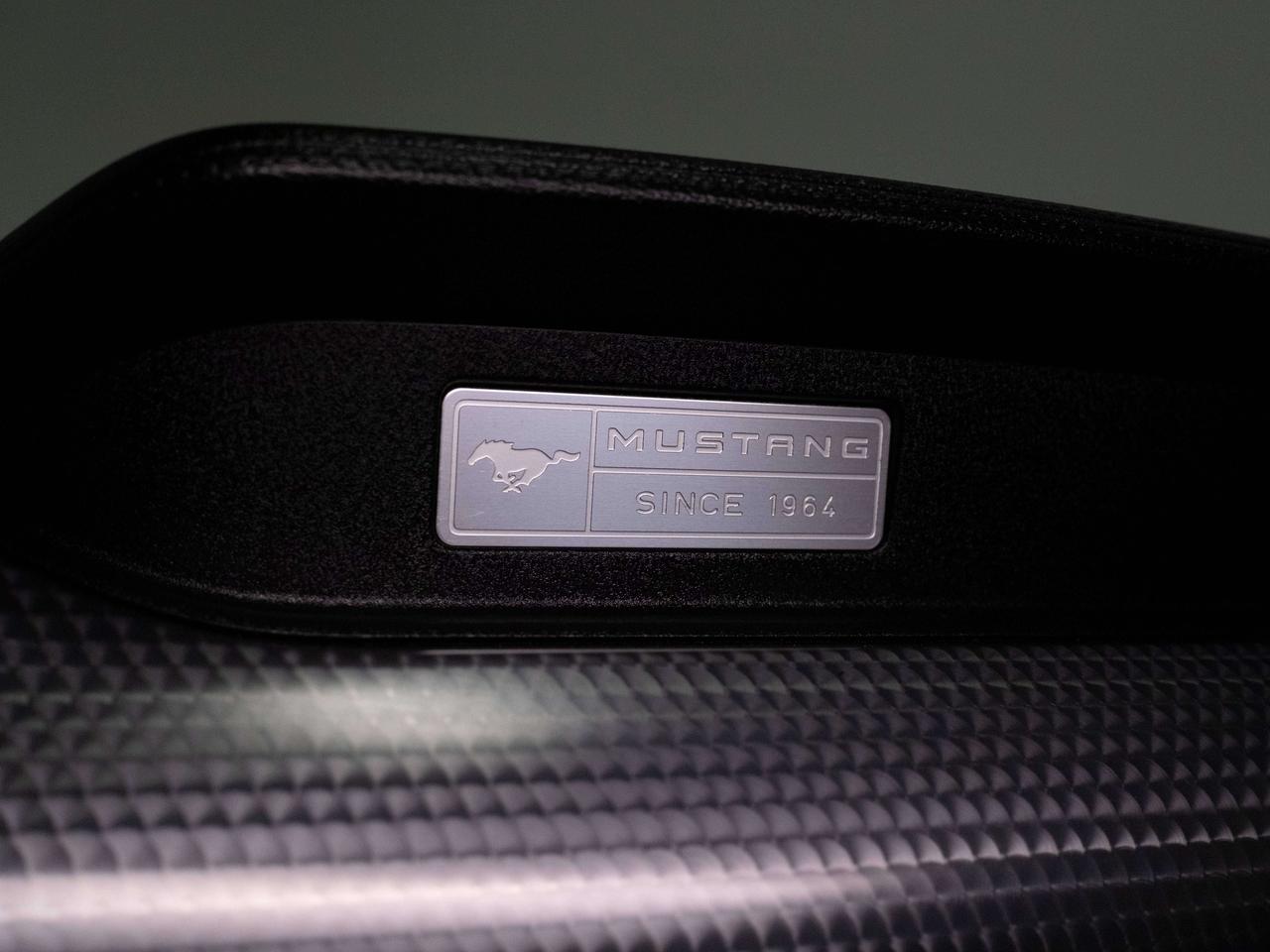 2017 Ford Mustang PERFORMANCE PKG | MANUAL | BORLA EXHAUST Photo