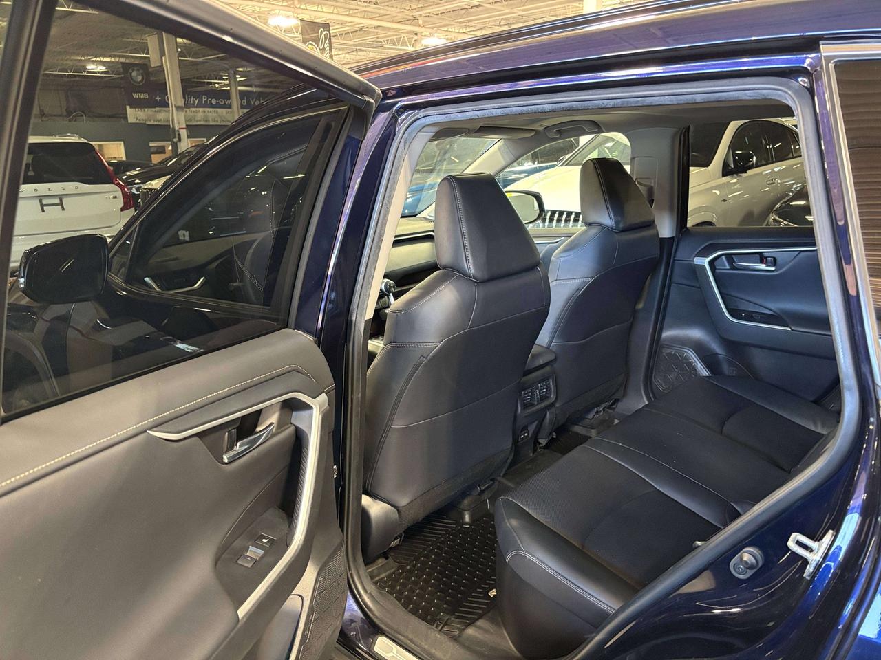 2024 Toyota RAV4 Hybrid Limited|AWD|HEATEDCOOLEDSEATS|SUNROOF|JBL|+ Photo