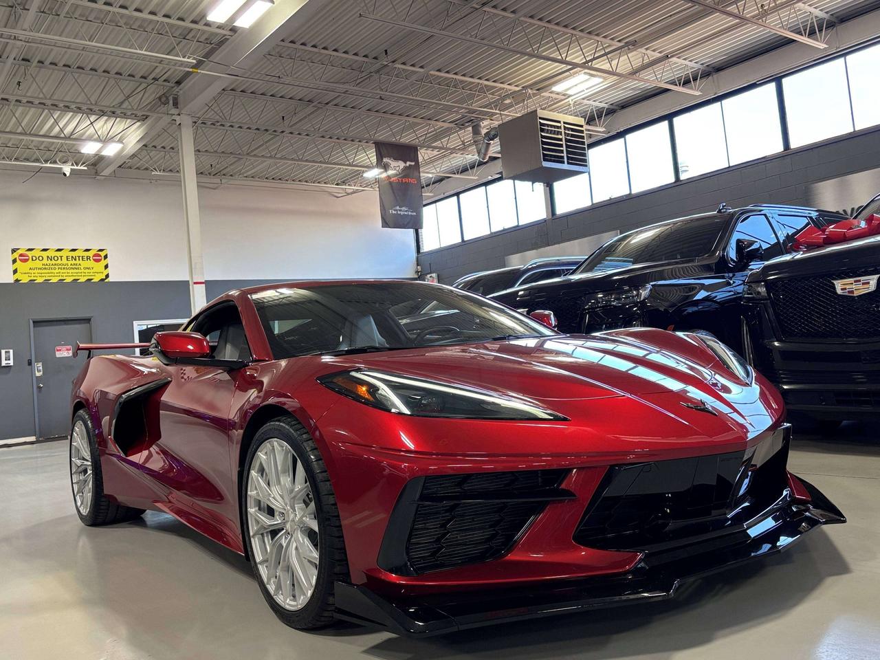 2022 Chevrolet Corvette 1LT|RWD|NAV|BOSE|TARGA|PDR|REARWING|FRONTLIP|ZMODE Photo