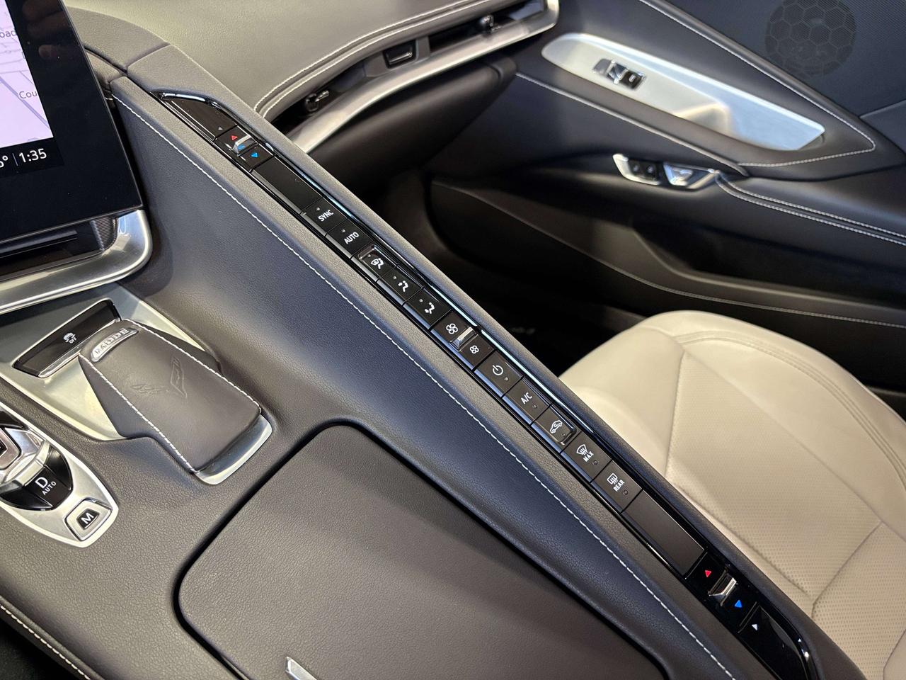 2022 Chevrolet Corvette 1LT|RWD|NAV|BOSE|TARGA|PDR|REARWING|FRONTLIP|ZMODE Photo