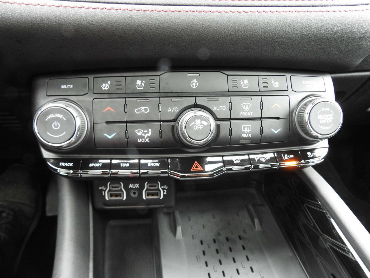 2026 Dodge Durango GT HEMI Premium- TOW N GO - REDLINE!!!! Photo