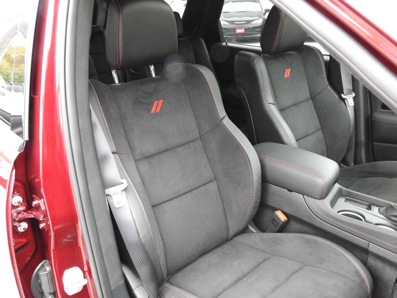2026 Dodge Durango GT HEMI Premium- TOW N GO - REDLINE!!!! Photo