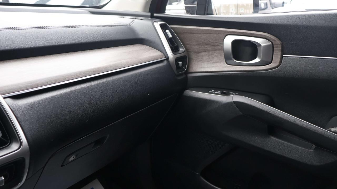 2021 Kia Sorento EX | Heated Steering Photo