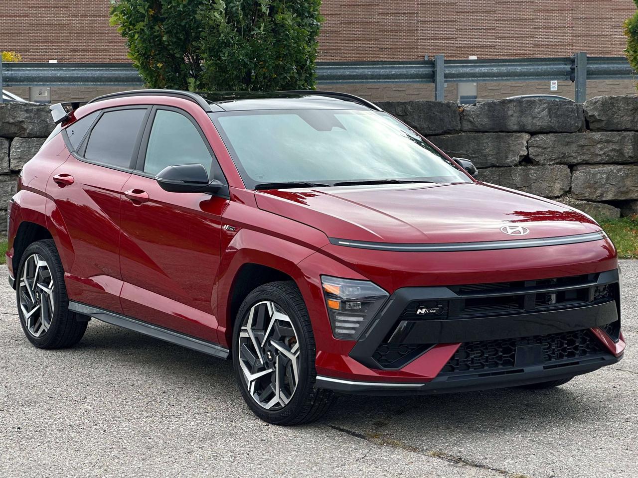 2024 Hyundai KONA N Line | SUNROOF | BLUETOOTH | HEATED SEATS | Photo
