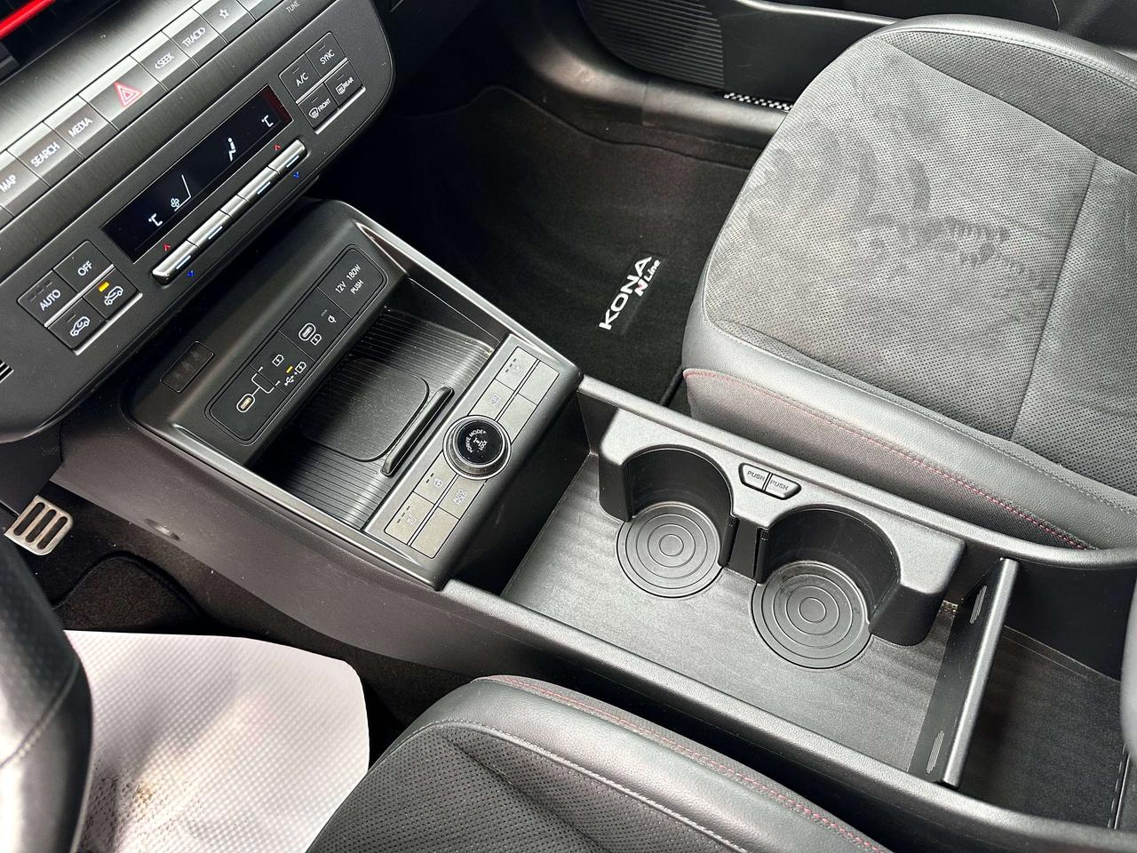 2024 Hyundai KONA N Line | SUNROOF | BLUETOOTH | HEATED SEATS | Photo