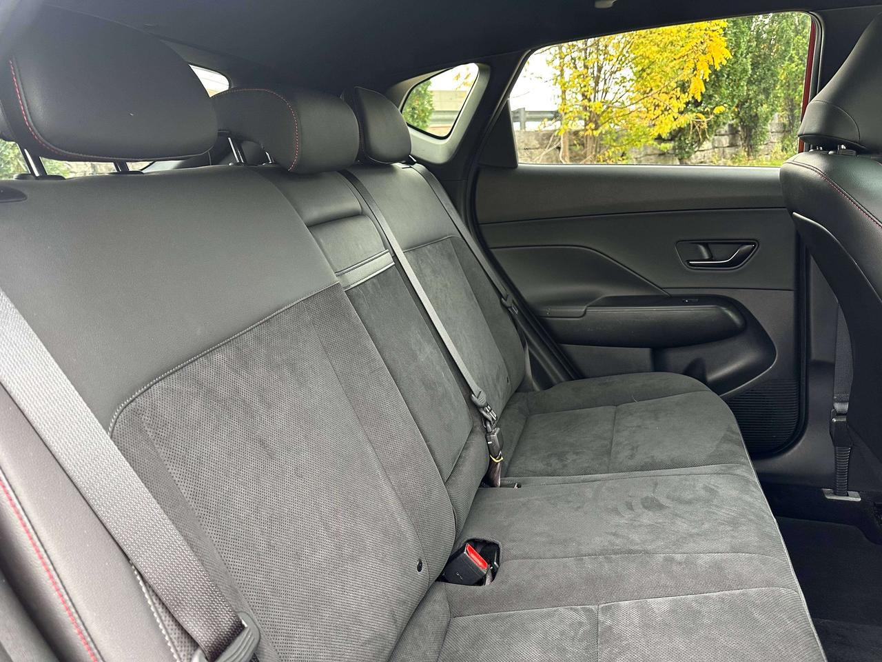 2024 Hyundai KONA N Line | SUNROOF | BLUETOOTH | HEATED SEATS | Photo