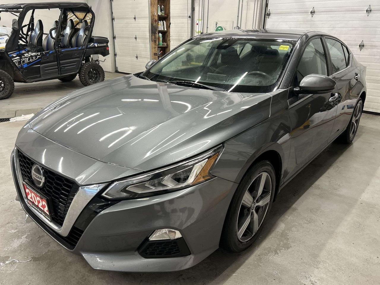 2022 Nissan Altima SV AWD |HTD SEATS | CARPLAY |REMOTE START | ALLOYS Photo0