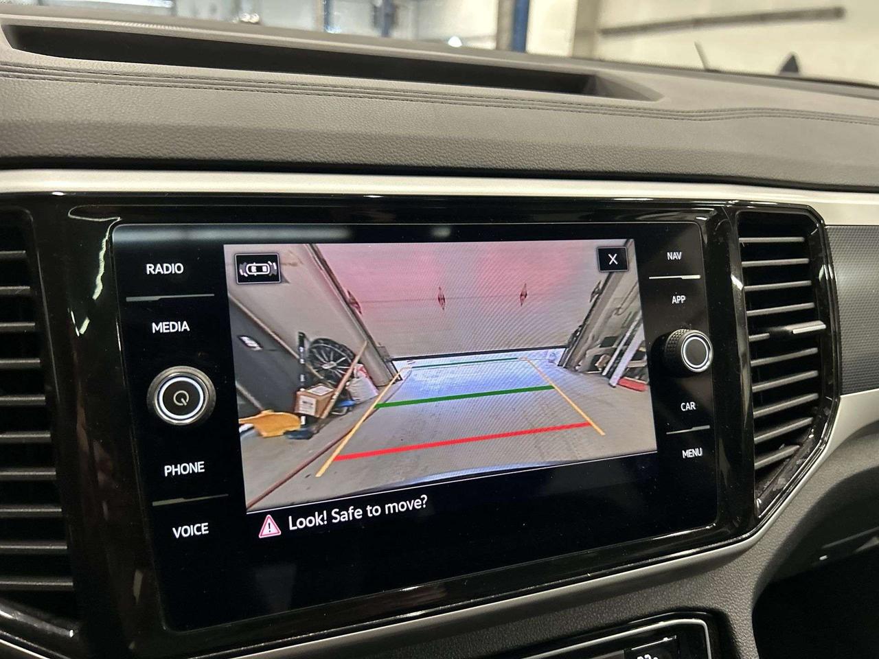 2023 Volkswagen Atlas EXECLINE R-LINE AWD | 6-PASS | 3.6L V6 | LEATHER Photo4