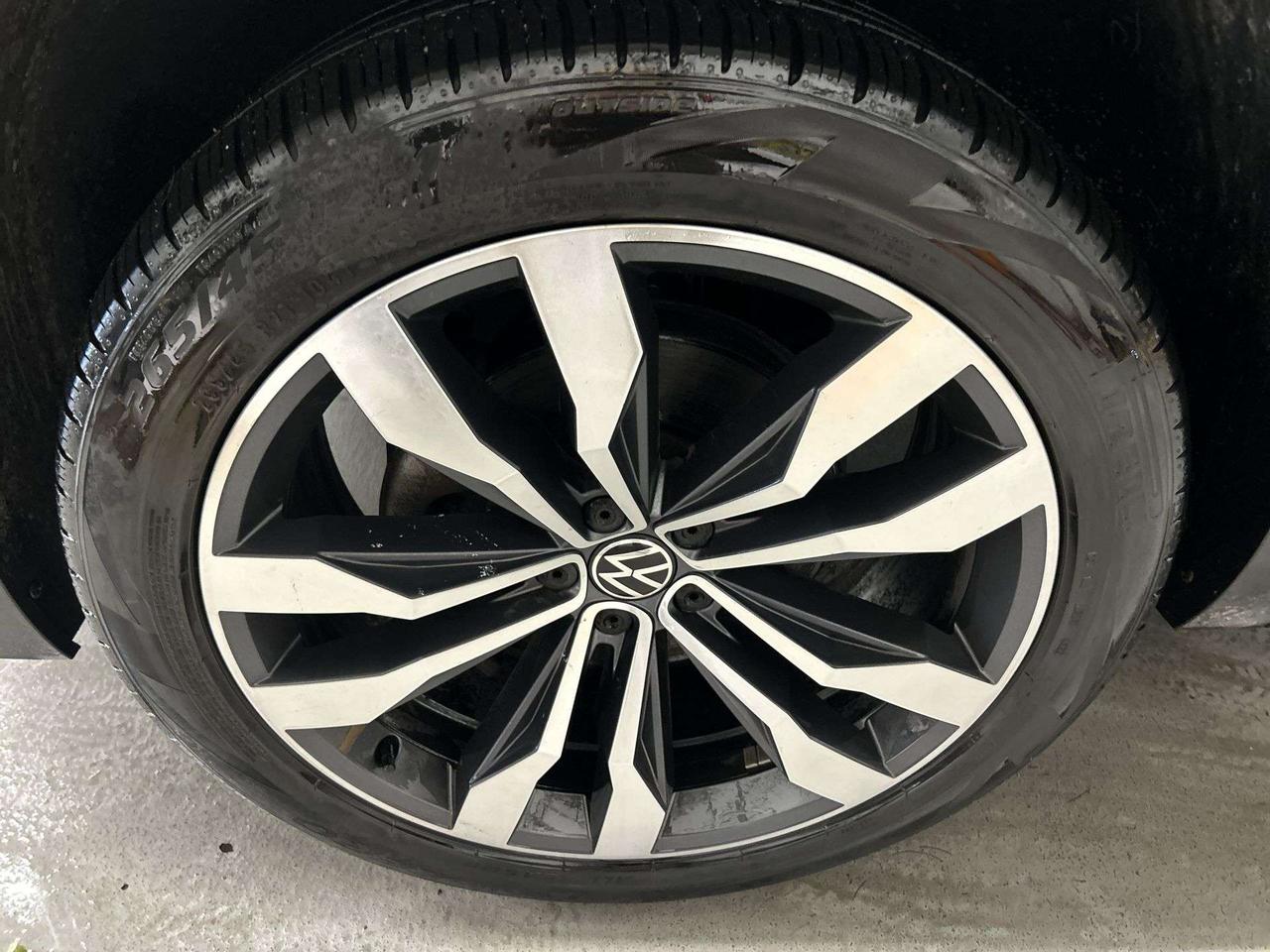 2023 Volkswagen Atlas EXECLINE R-LINE AWD | 6-PASS | 3.6L V6 | LEATHER Photo