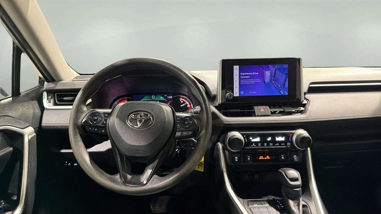 2023 Toyota RAV4 LE| CLEAN CARFAX| HTD SEATS| BLIND SPOT| CARPLAY Photo