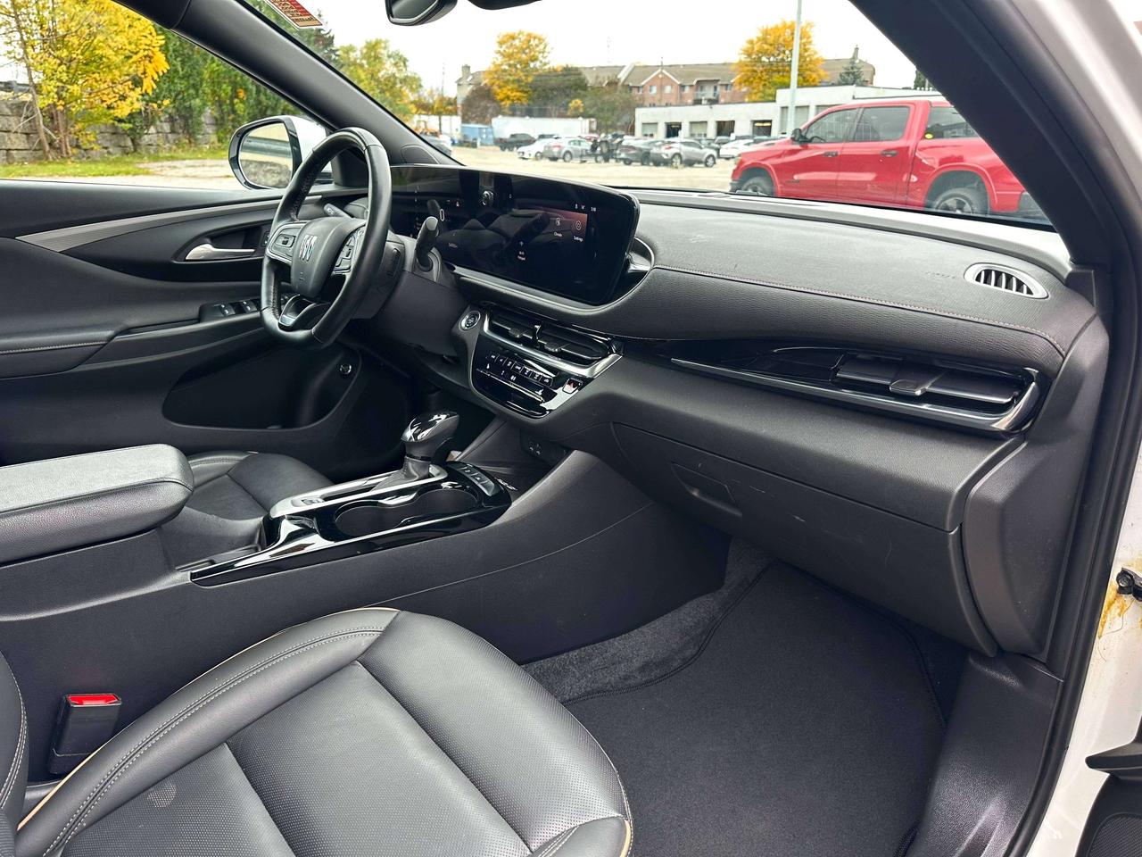 2024 Buick Envista Avenir | HEATED SEATS | BLIND SPOT | REMOTE START Photo