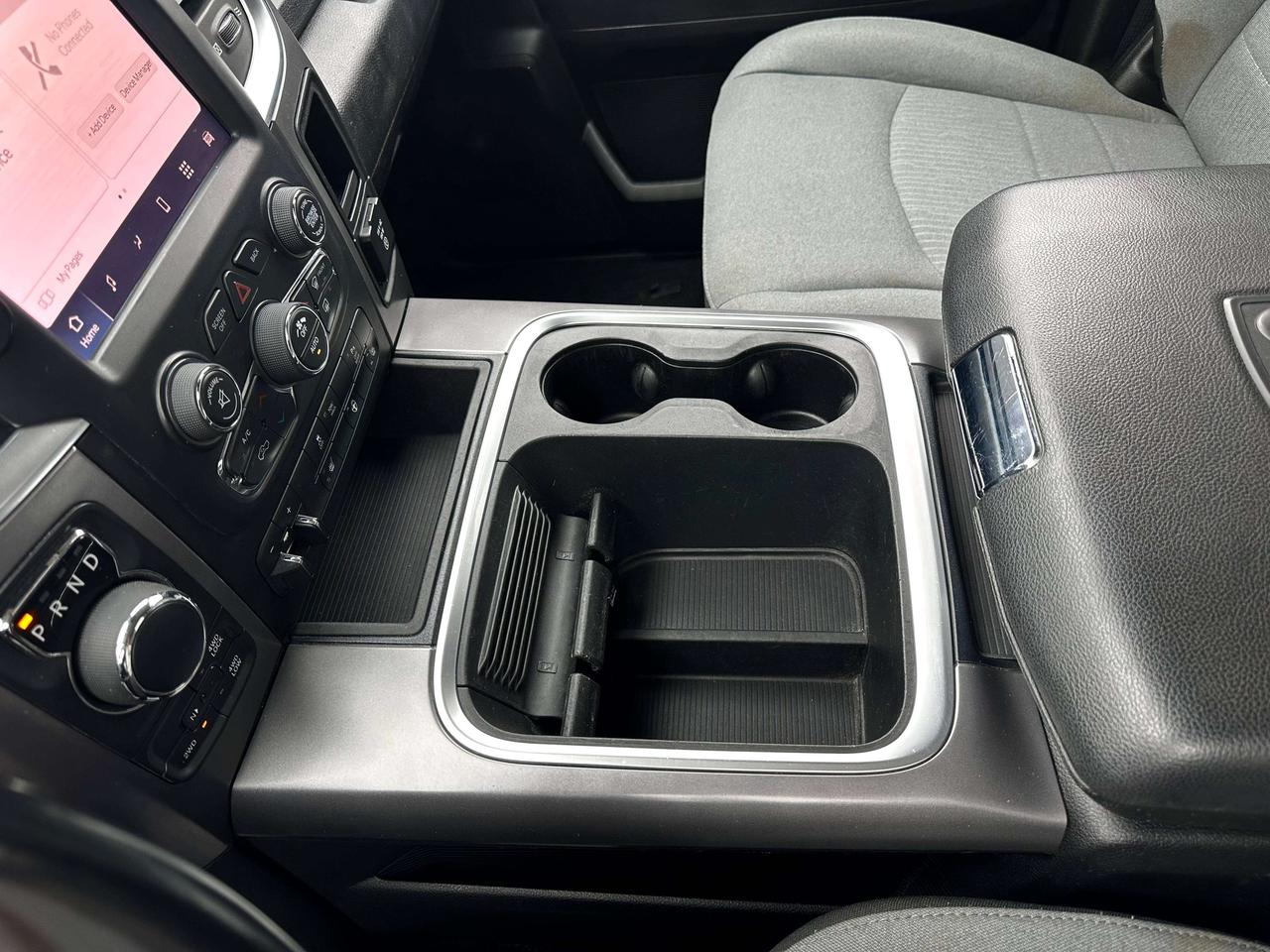 2022 RAM 1500 SLT | BLUETOOTH | REMOTE START | PREMIUM AUDIO | Photo