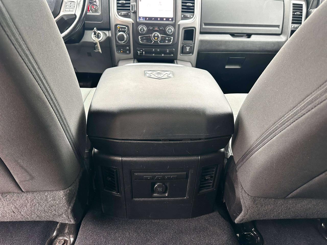 2022 RAM 1500 SLT | BLUETOOTH | REMOTE START | PREMIUM AUDIO | Photo