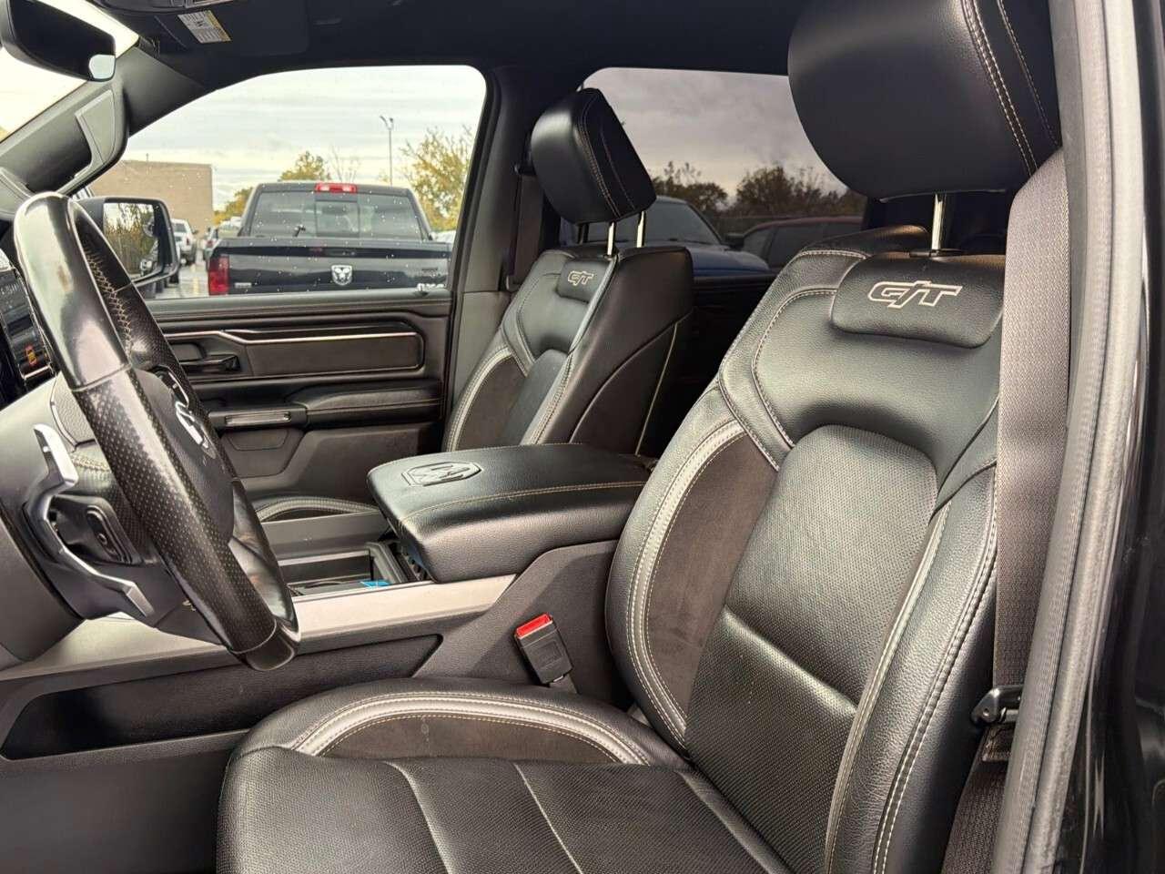 2022 RAM 1500 Sport 4x4 Crew Cab 5'7 Box Photo