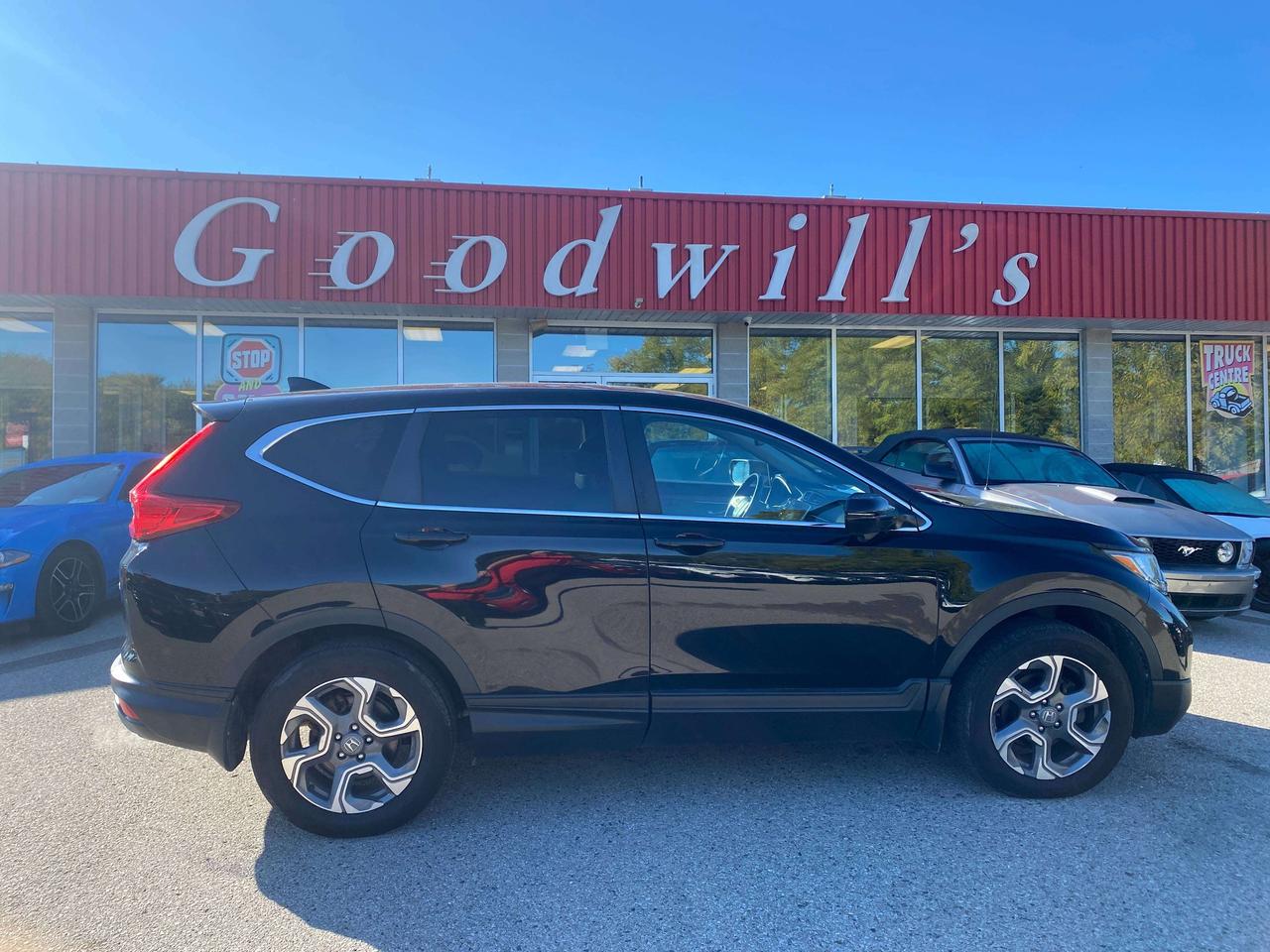 2017 Honda CR-V EX-L, AWD, CLEAN CARFAX, HEATED SEATS / WHEEL! - Photo #1