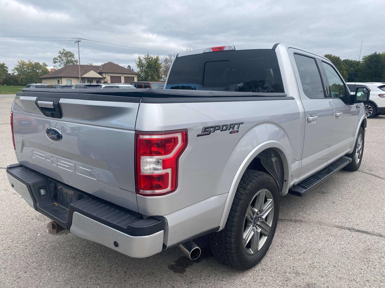 2018 Ford F-150 XLT SPORT, CLEAN CARFAX, REMOTE START, 5.5' BOX! - Photo #8