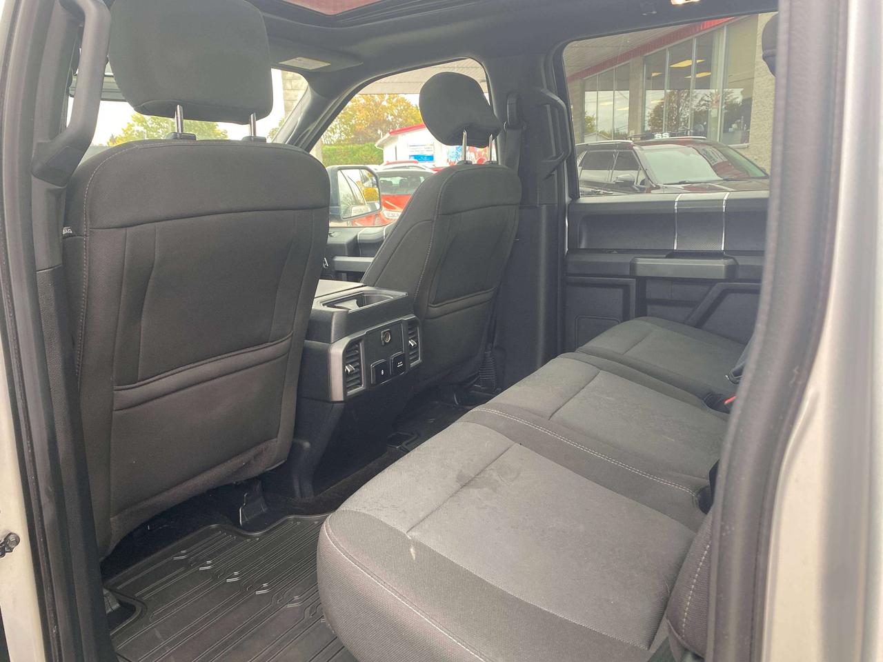 2018 Ford F-150 XLT SPORT, CLEAN CARFAX, REMOTE START, 5.5' BOX! - Photo #21
