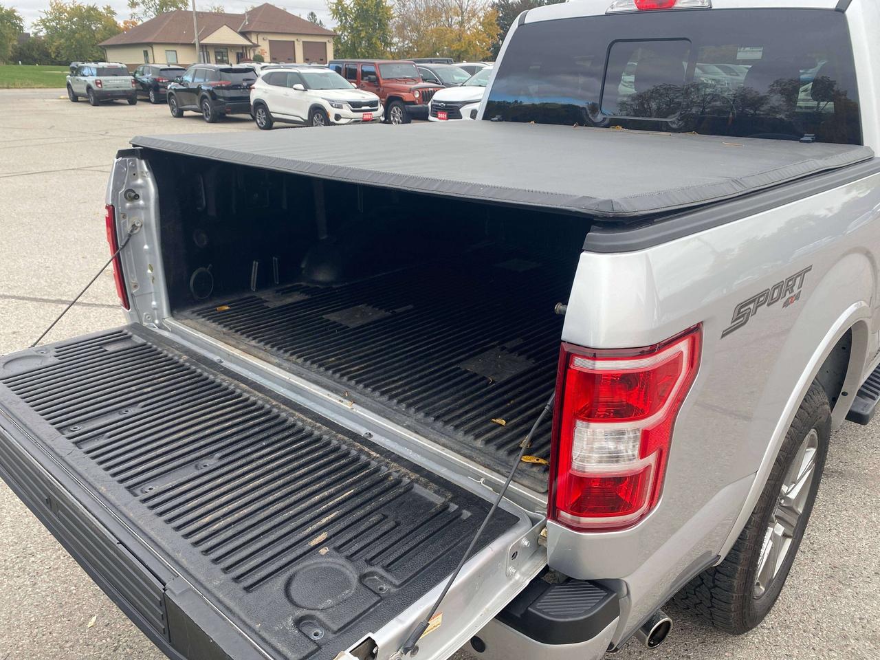 2018 Ford F-150 XLT SPORT, CLEAN CARFAX, REMOTE START, 5.5' BOX! - Photo #23