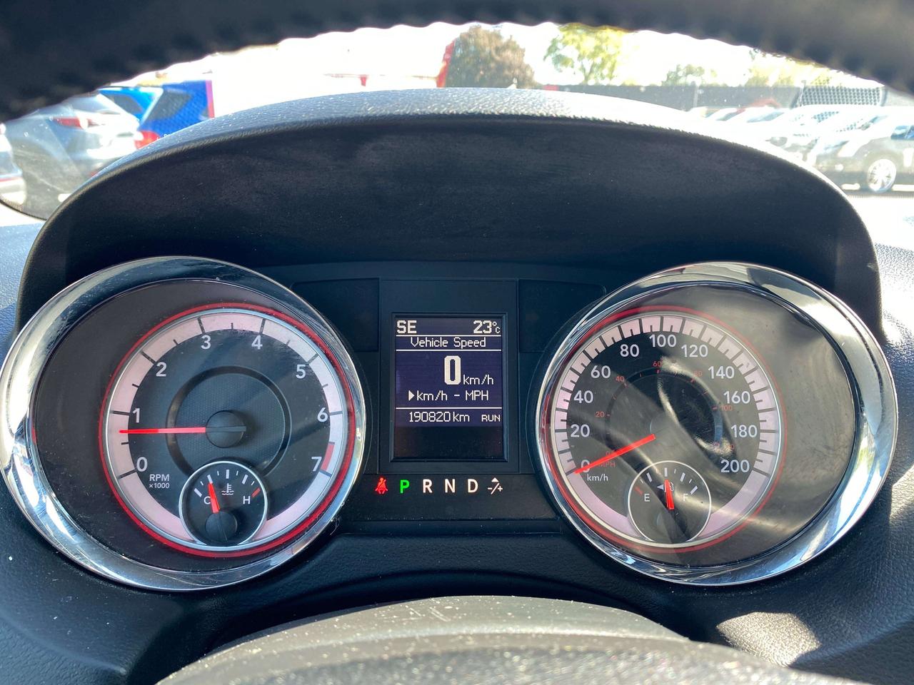 2017 Dodge Grand Caravan GT, LEATHER, REMOTE START, REAR ENTERTAINMENT! Photo
