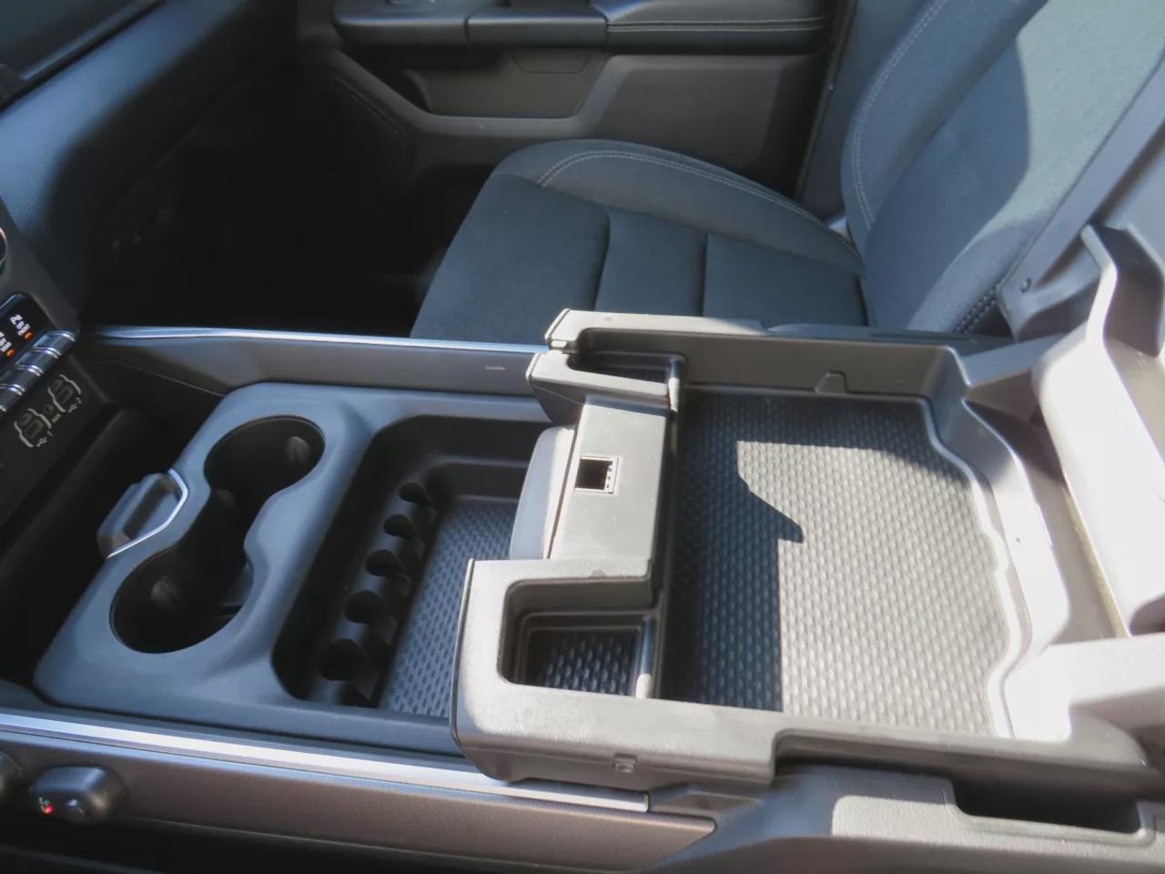 2019 RAM 1500 Big Horn | 4WD | Automatic | Crew Cab | Short Bed | Sport Appearance Package | Off-Road Group | Black Alloy Wheels | All-Terrain Tires | Heated Seats | Heated Steering Wheel | Power Driver Seat | Dual-Zone Climate Control |Touchscreen Display | Apple CarP Photo
