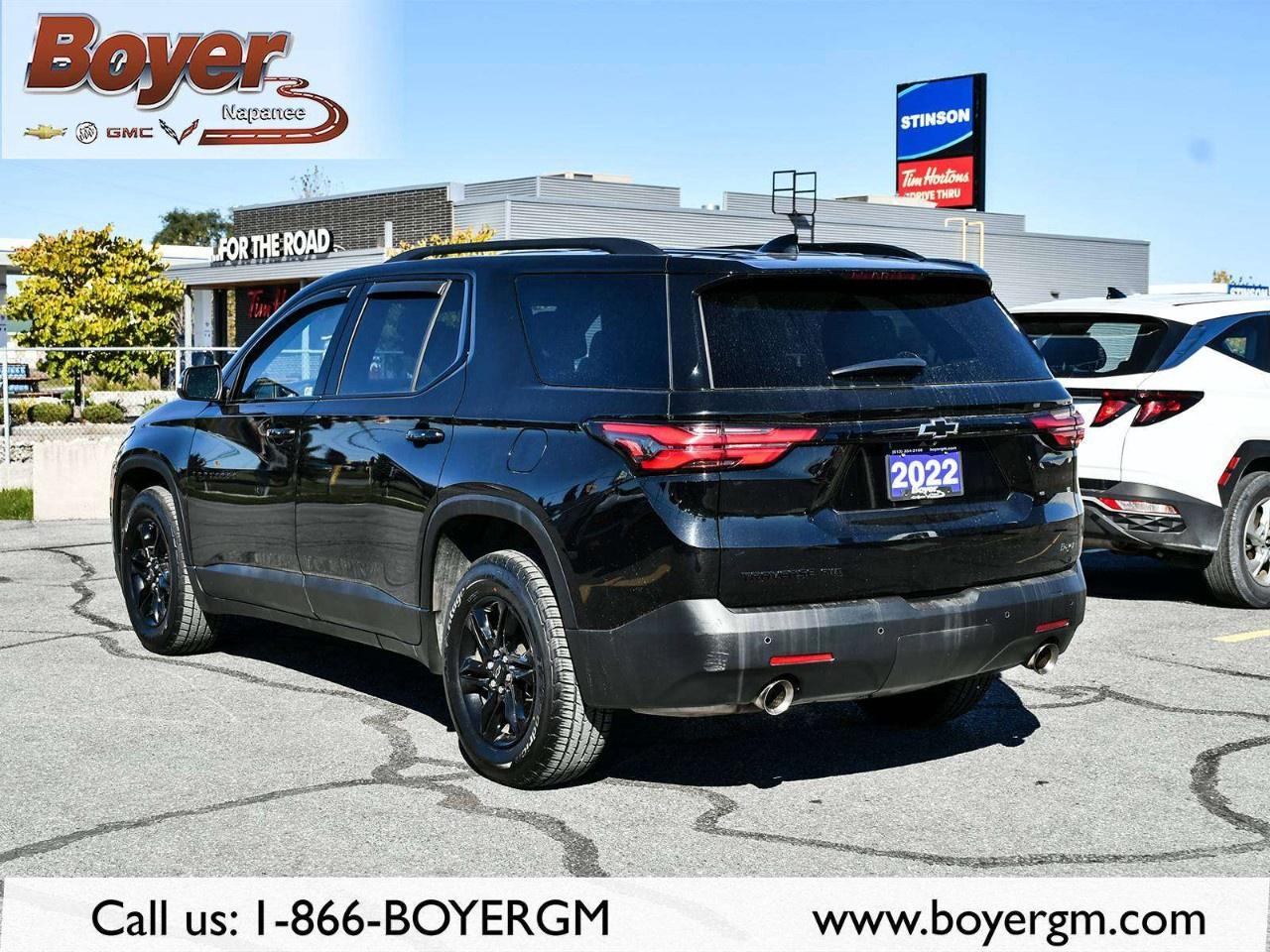2022 Chevrolet Traverse AWD 4dr LS w/1LS Photo