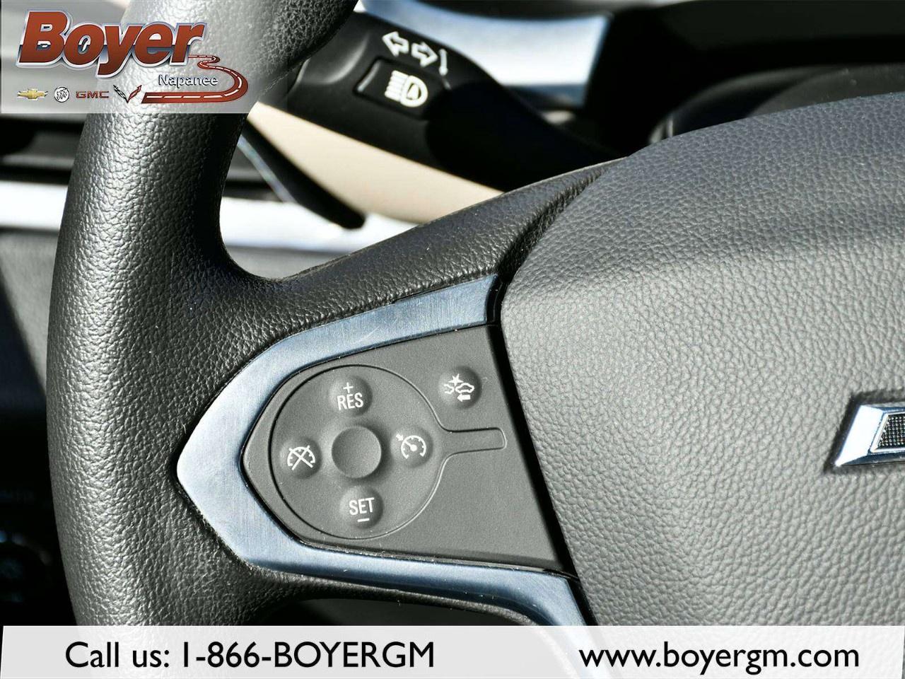2022 Chevrolet Traverse AWD 4dr LS w/1LS Photo
